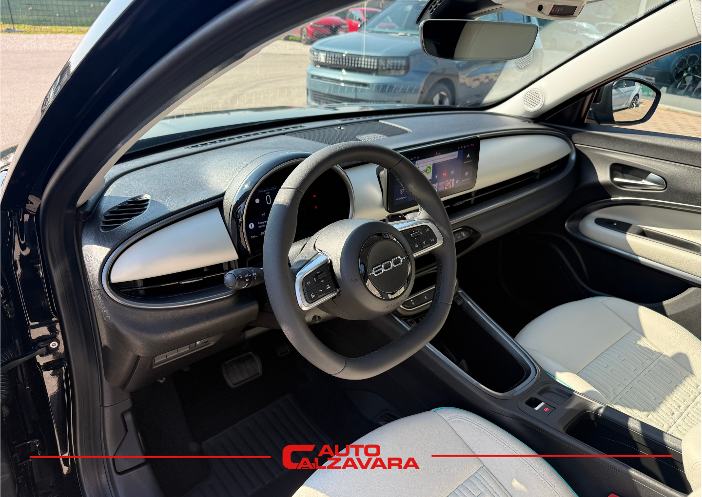 Fiat 600 Hybrid 100 CV DCT MHEV La Prima / NERO CINEMA / GY485CV