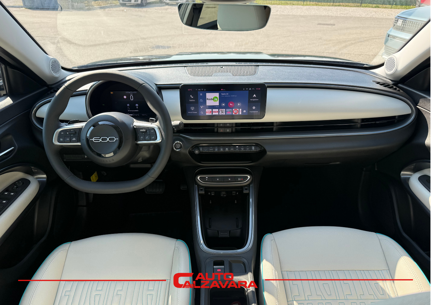 Fiat 600 Hybrid 100 CV DCT MHEV La Prima / NERO CINEMA / GY485CV