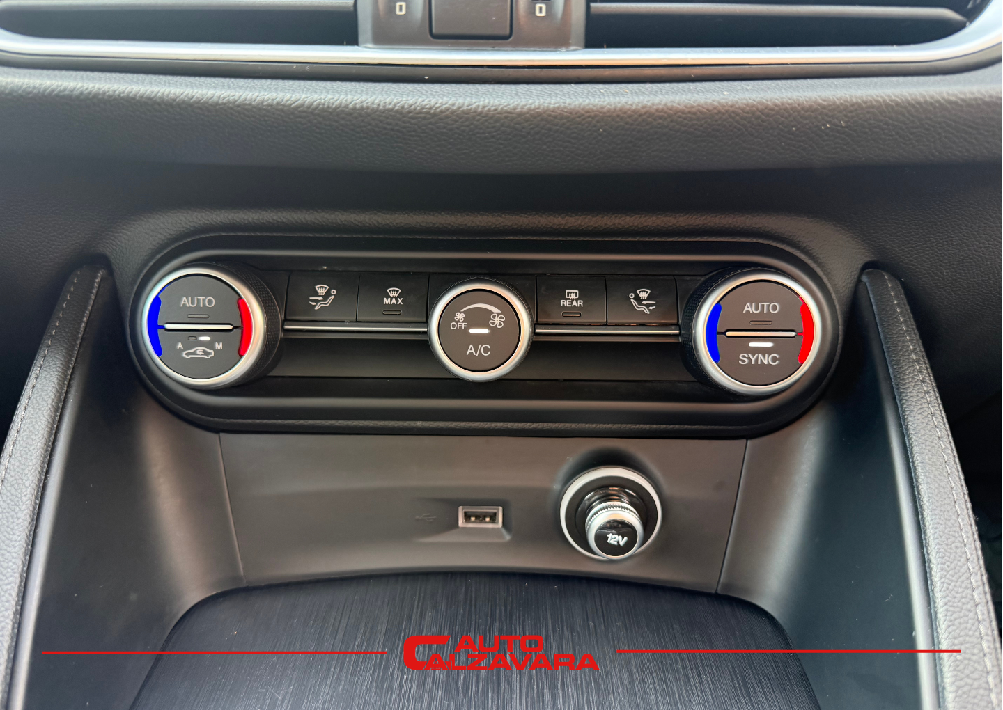 Alfa Romeo Stelvio 2.2 Turbodiesel 160 CV AT8 RWD Business / GRIGIO SILVERSTONE / GD514NN