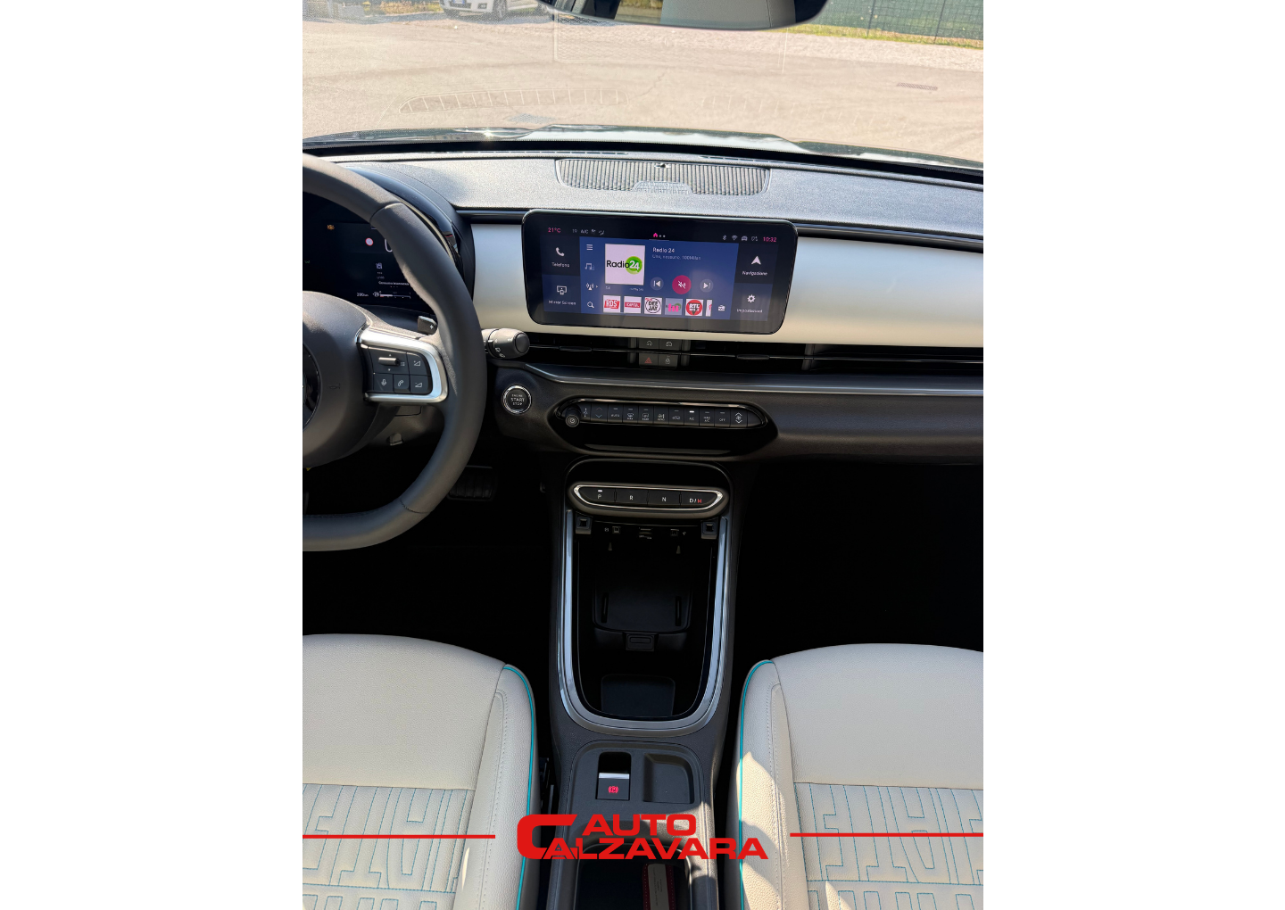 Fiat 600 Hybrid 100 CV DCT MHEV La Prima / NERO CINEMA / GY485CV