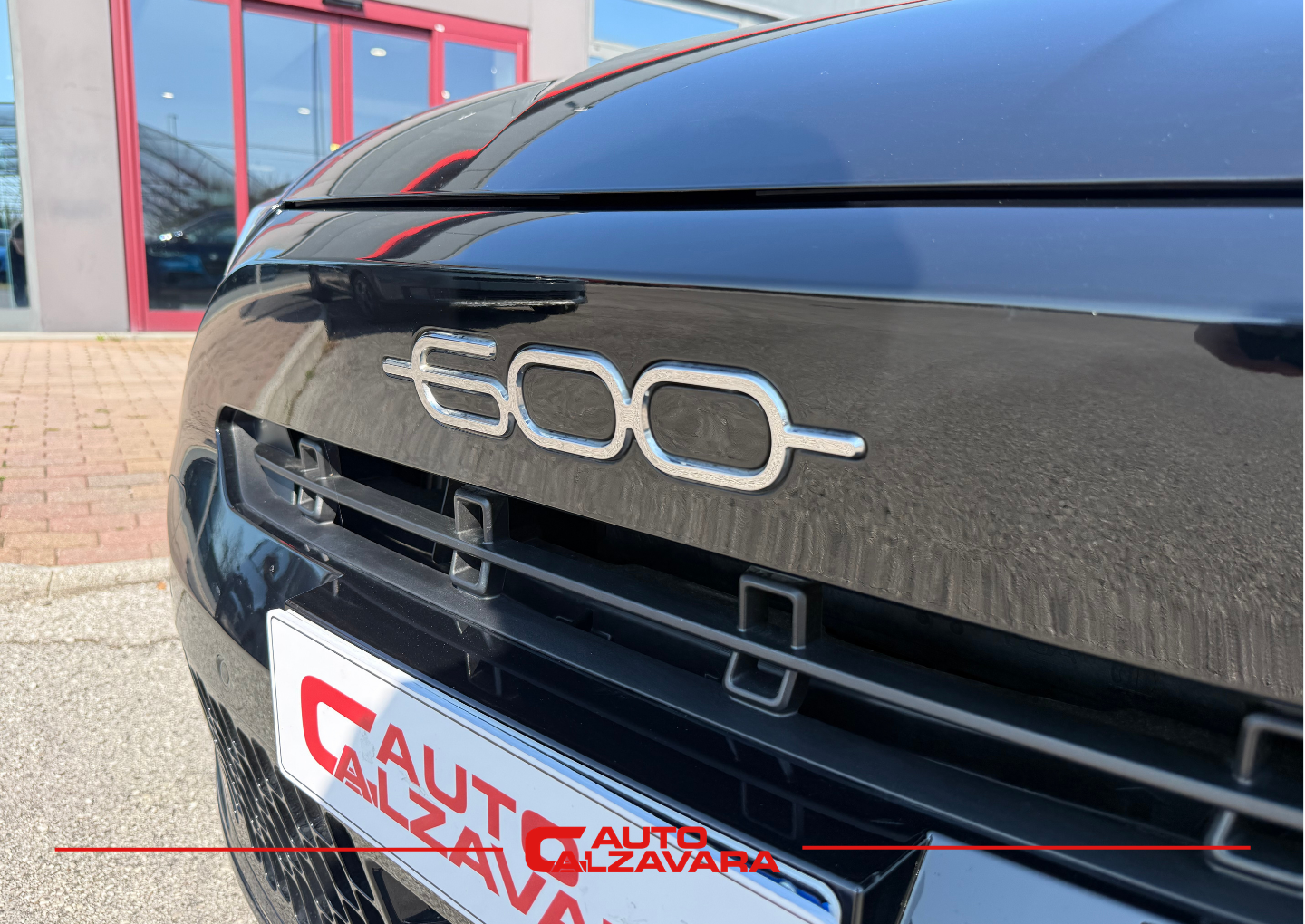 Fiat 600 Hybrid 100 CV DCT MHEV La Prima / NERO CINEMA / GY485CV