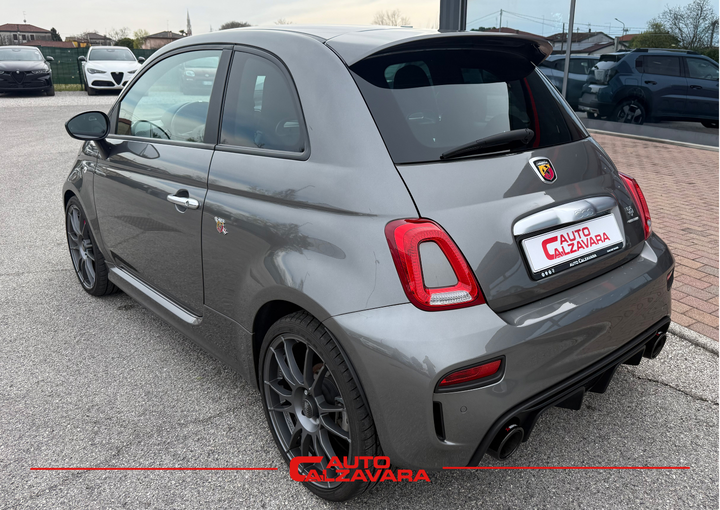 500 Abarth 595 1.4 Turbo T-Jet 165 CV Turismo / GRIGIO POMPEI METALIZZATO / GK425MV