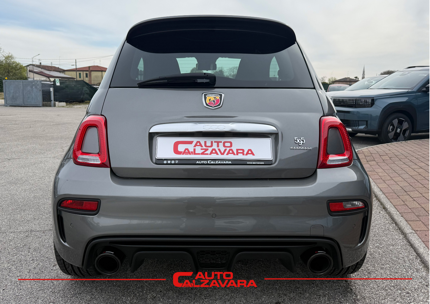 500 Abarth 595 1.4 Turbo T-Jet 165 CV Turismo / GRIGIO POMPEI METALIZZATO / GK425MV