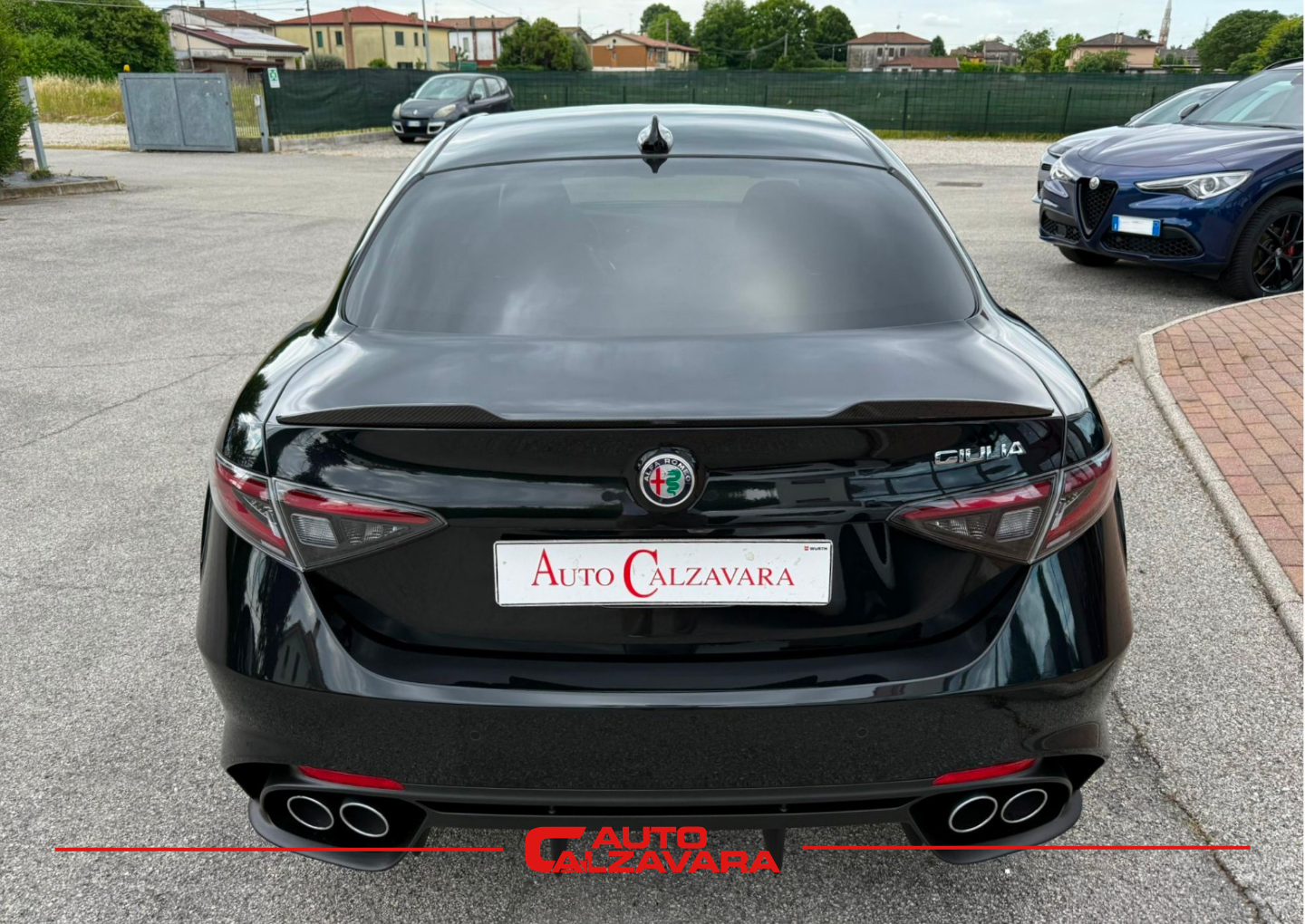 Alfa Romeo Giulia 2.9 V6 Bi-Turbo AT8 Quadrifoglio / NERO VULCANO / R7691018