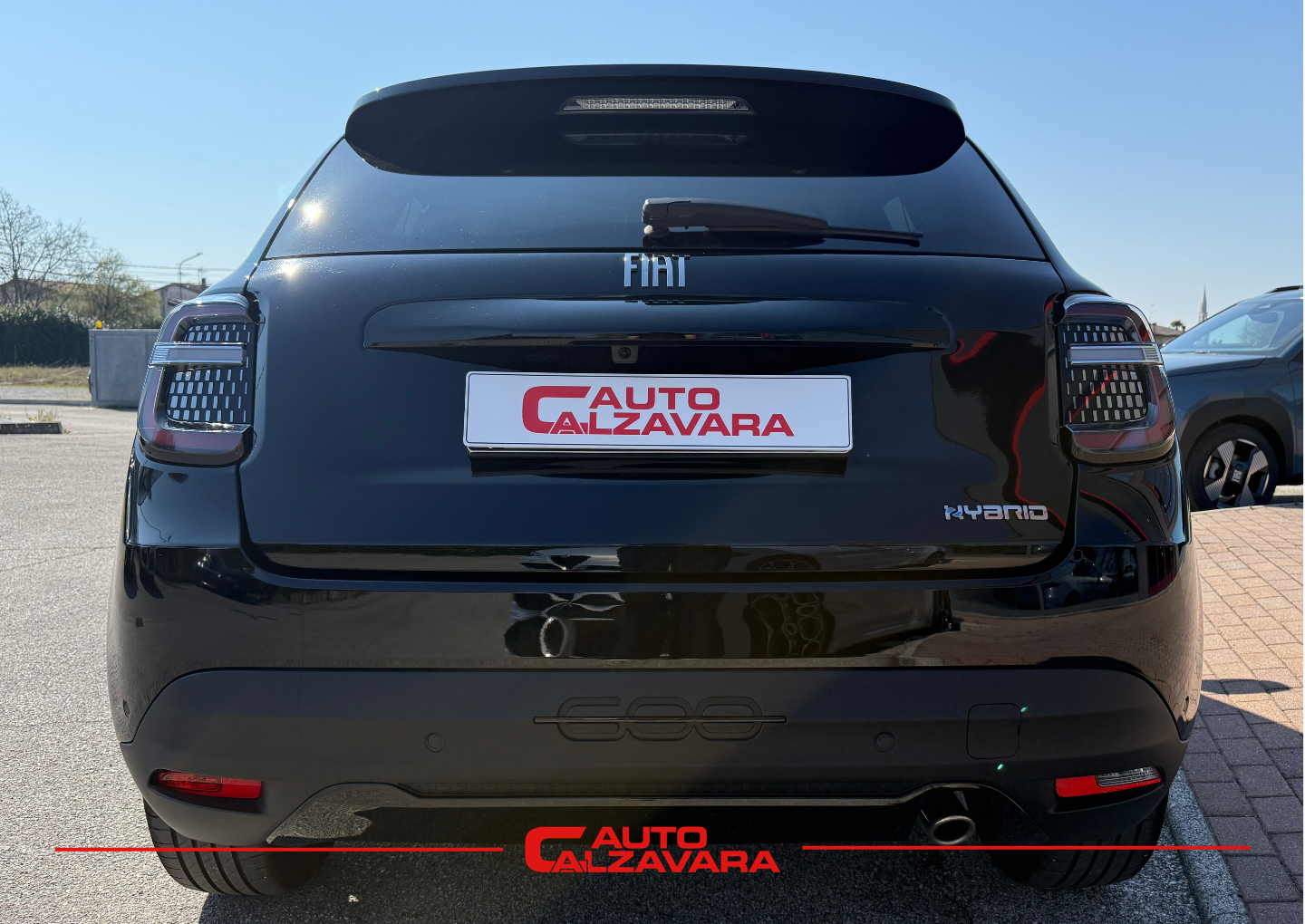 Fiat 600 Hybrid 100 CV DCT MHEV La Prima / NERO CINEMA / GY485CV