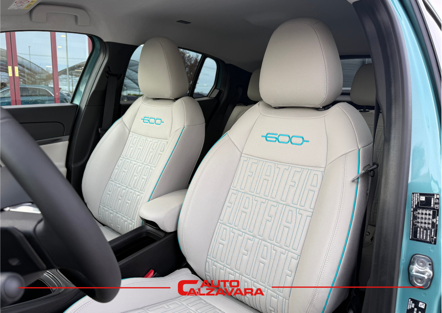 Fiat 600 Hybrid 100 CV DCT MHEV La Prima / AZZURRO ACQUA / GY632CV